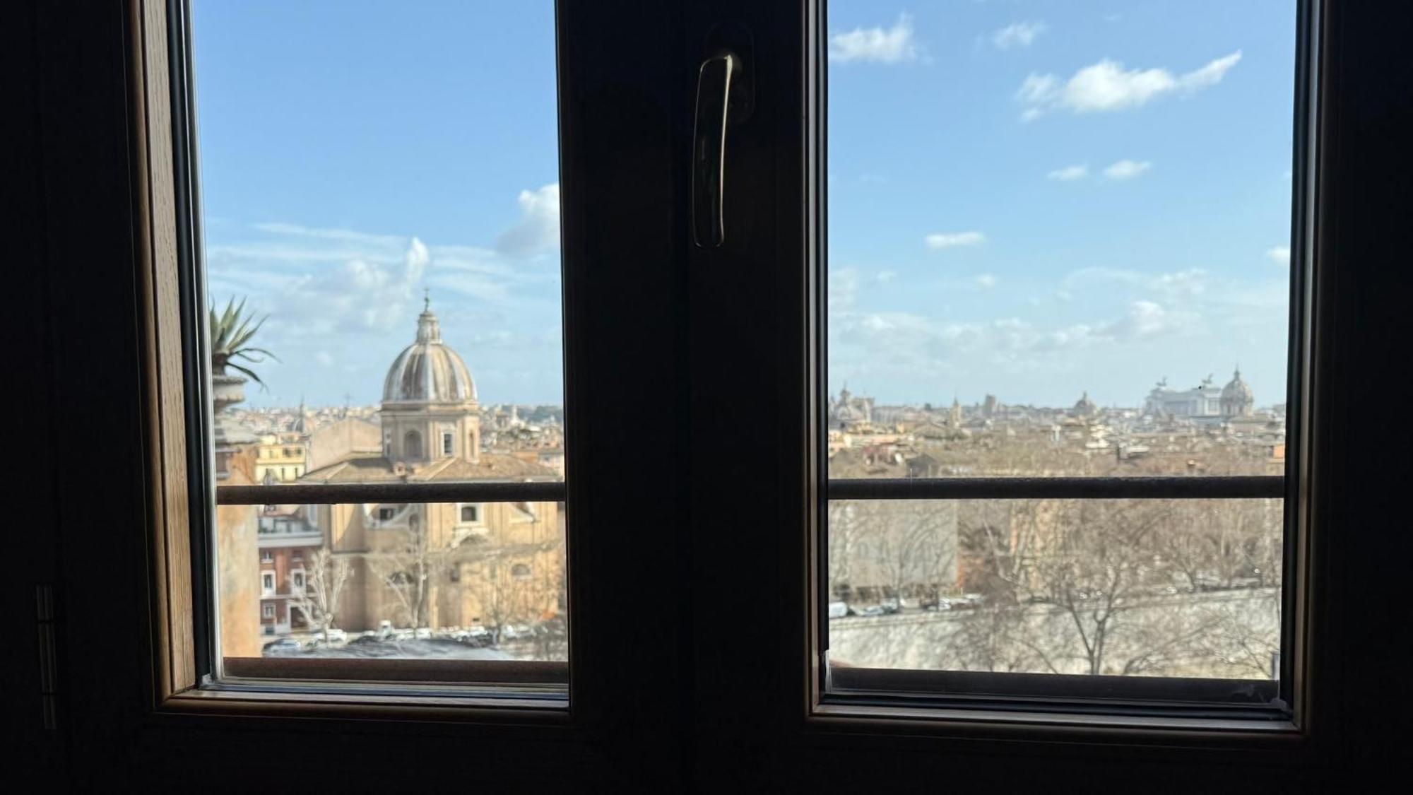 Santonofrio Sky Terrace Penthouse Rom